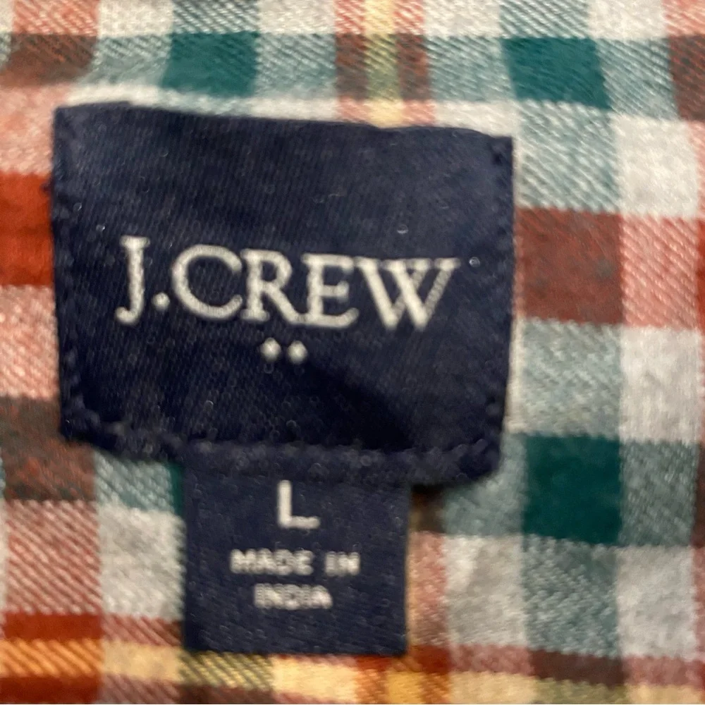 J Crew Men’s Long Sleeve Slim Fit Button Down Shirt. Large. Green Plaid.‎ Cotton